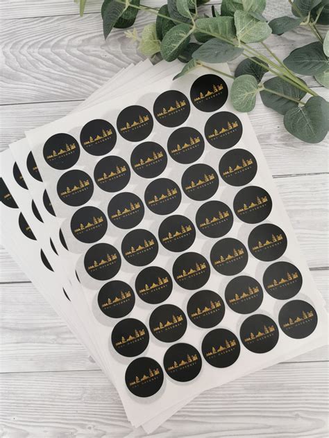 Round Sticker Paper Designs