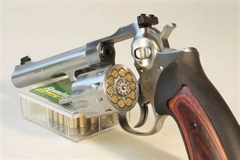 Image of the Ruger GP100 revolver