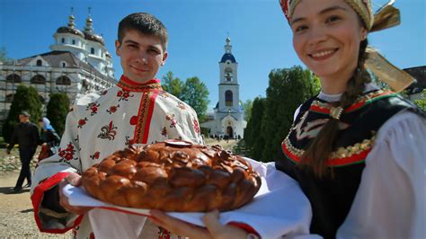 Russian Greetings Culture