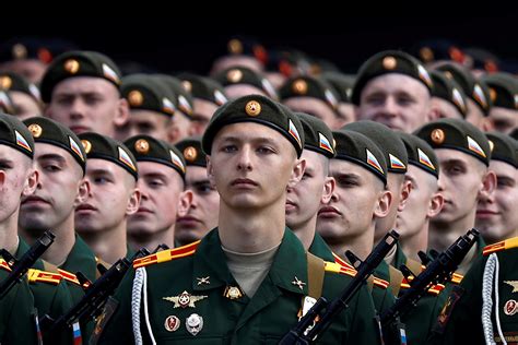 Russian soldiers armed