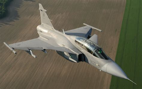 Saab JAS 39 Gripen in flight