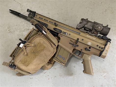 SCAR 17 with optics and sights