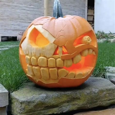 Scary pumpkin carving ideas