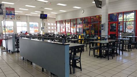 Dining facilities at Schofield Barracks