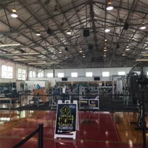 Schofield Barracks Gym Locker Rooms