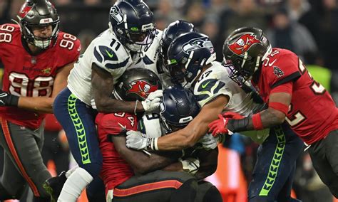 Seahawks vs. Buccaneers Week 9 Preview