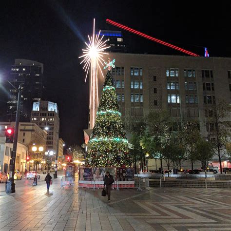 Seattle holiday lights gallery