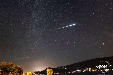 A shooting star meteor