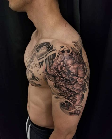 Unique shoulder tattoo ideas for inspiration