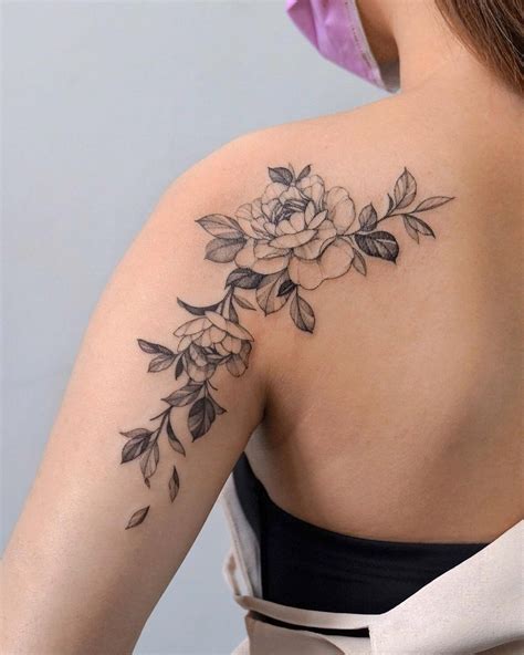 Shoulder tattoo ideas for men and women