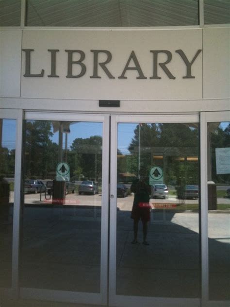 Shreveport Public Library