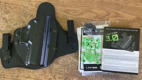 Alien Gear Cloak Tuck 3.5 IWB Holster for Sig P320 Compact