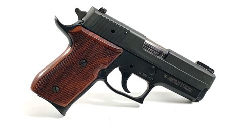 Sig Sauer P220 Compact Features