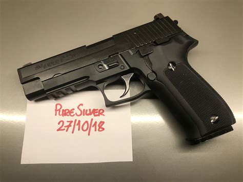 Sig Sauer P226R accessories