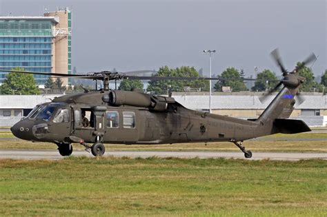 Sikorsky UH-60 Black Hawk Helicopter