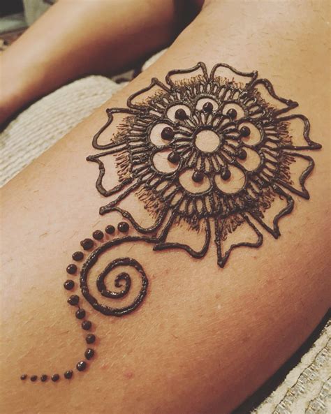 Simple Floral Henna Template