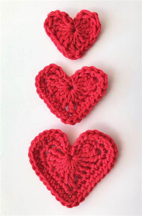 Simple Heart Pattern String Art Template