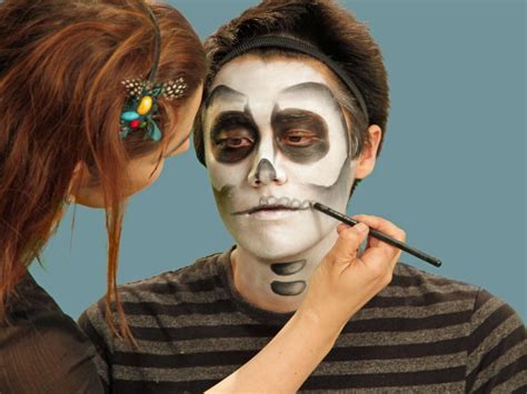 Skeleton Bones Makeup