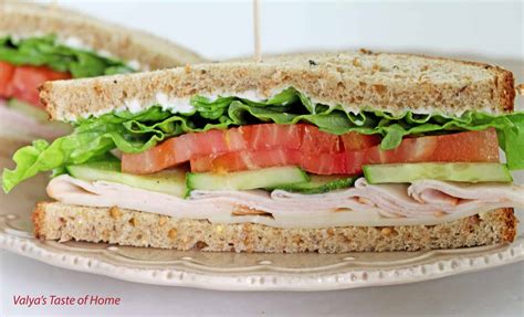 Sliced Turkey Sandwich