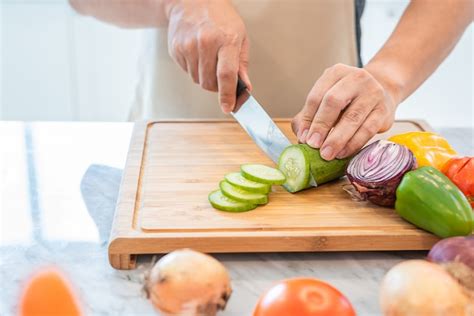 Slicing vegetables with Jolly Green Giant Chopper