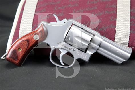 Smith and Wesson Lady Gun