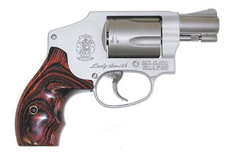 Smith and Wesson Lady Gun Controls