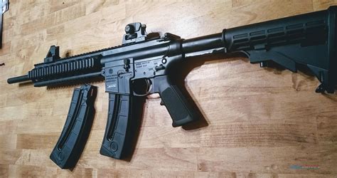 Smith & Wesson M&P15-22 rifle