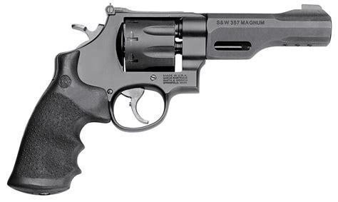 Smith & Wesson 327 TRR8 Tactical Rail Revolver