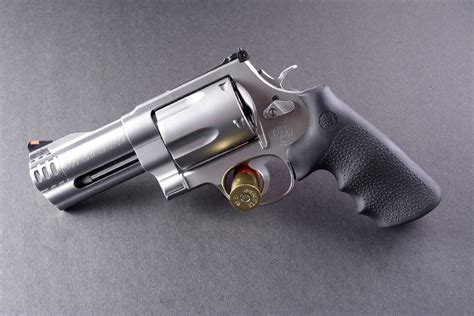 Smith & Wesson 500 Revolver