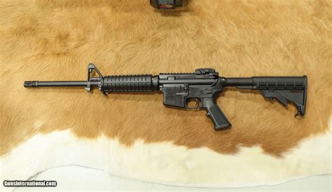 Smith & Wesson AR-15 Tactical