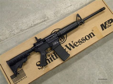 Smith & Wesson M&P15 Sport II with optics