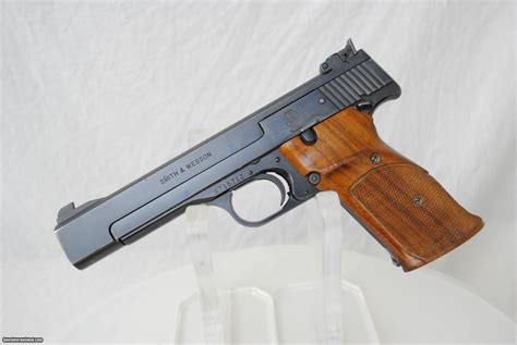 Smith & Wesson Model 41 Gallery 1