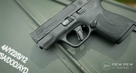 Smith & Wesson M&P pistol