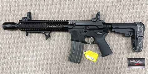 Smith & Wesson M&P15 Semi-Auto Rifle