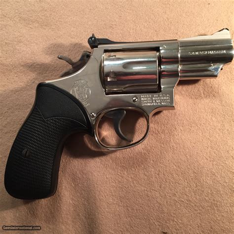 Snub Nose Magnum 357