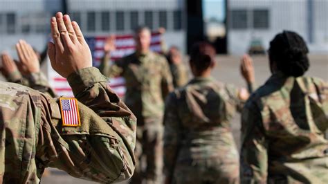 A soldier swearing the Oath of Enlistment