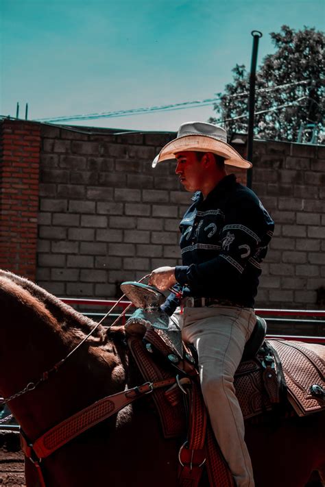 Sombrero Hat Benefits