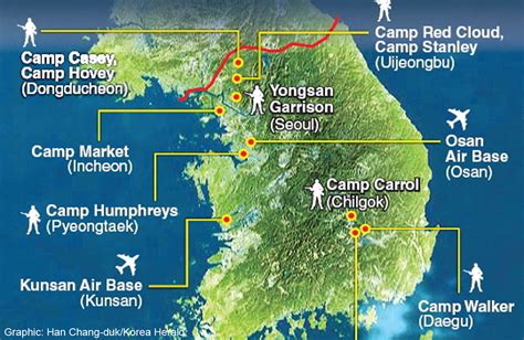 F-15K fighter jets taking off from Gangneung Air Base