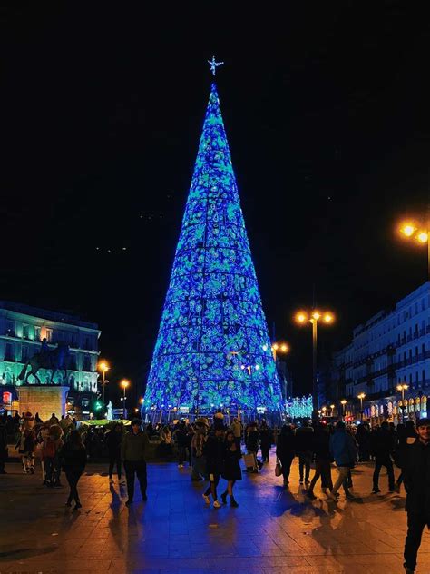 Spanish Christmas Tree Decorating Traditions