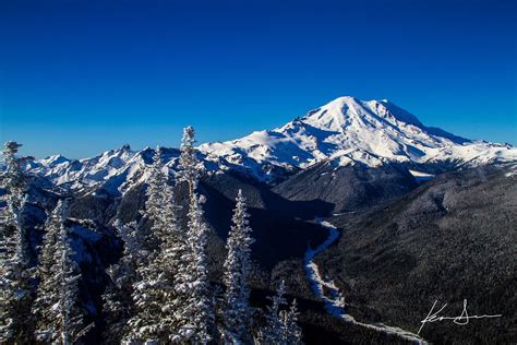 A breathtaking vista of the Crystal Mountains in Sprunki