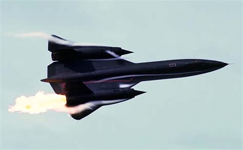 SR-71 Blackbird pitch