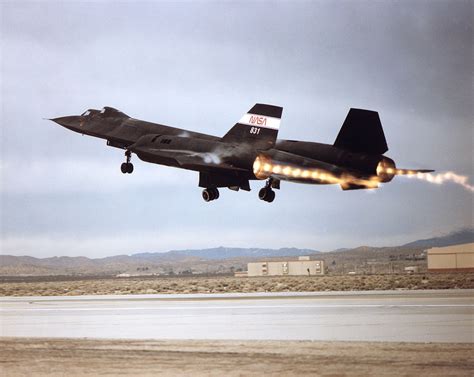 SR-71 Weight Reduction