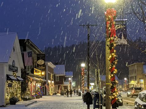 Stowe Vermont Christmas Skiing