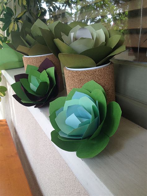 A sample of succulent paper craft