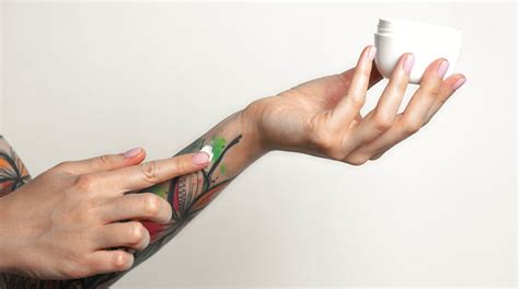 Sunscreen for tattoos