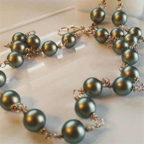 Sustainable Pearl Necklace