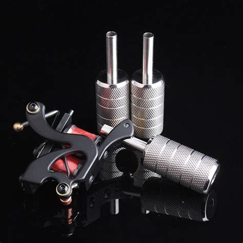 Tattoo machine grips