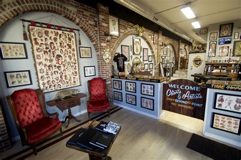 Tattoo shop gallery