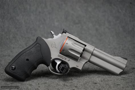 Image of the Taurus 608 revolver