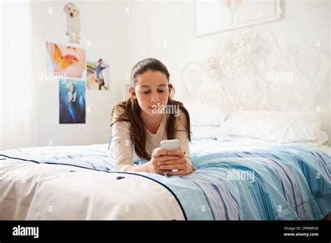 Texting in Bed Connection